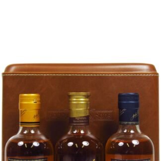 Dewar's Travel Retail Exclusive Blended Scotch Whisky Gift Pack